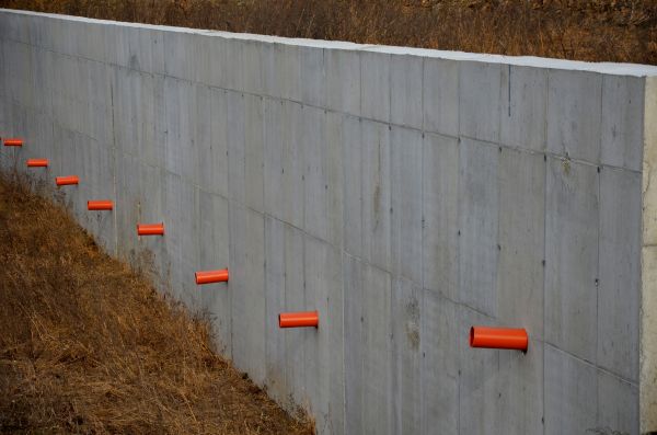 Cost of Retaining Wall Drainage in Chagrin Falls